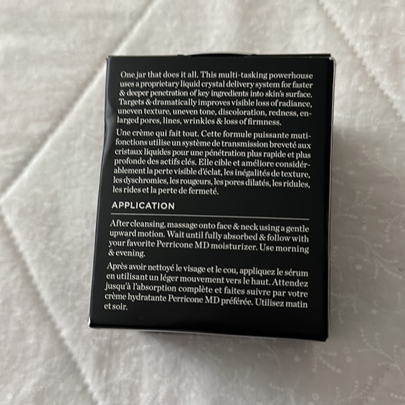 Perricone MD's Cold Plasma+ Advanced Serum Concentrate - Picture 3 of 5